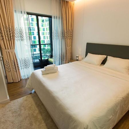 Republic Suites Thành Pho Ho Chí Minh Esterno foto